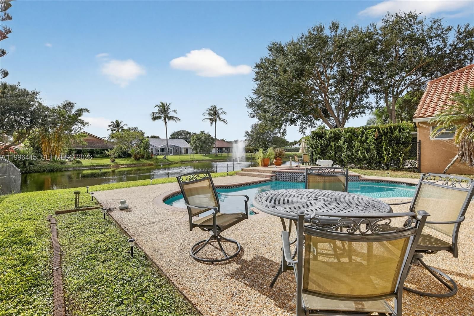 Real estate property located at 9481 Oak Grove Cir, Broward, Oak Grove At Forest Ridge, Davie, FL