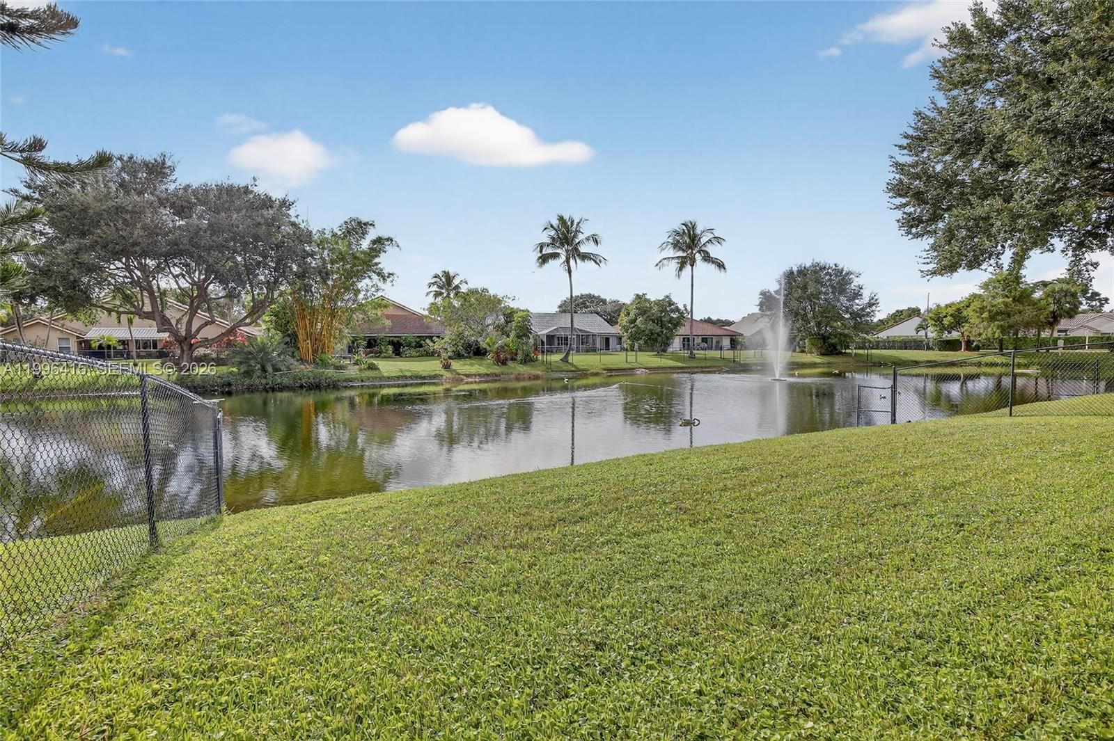 Real estate property located at 9481 Oak Grove Cir, Broward, Oak Grove At Forest Ridge, Davie, FL