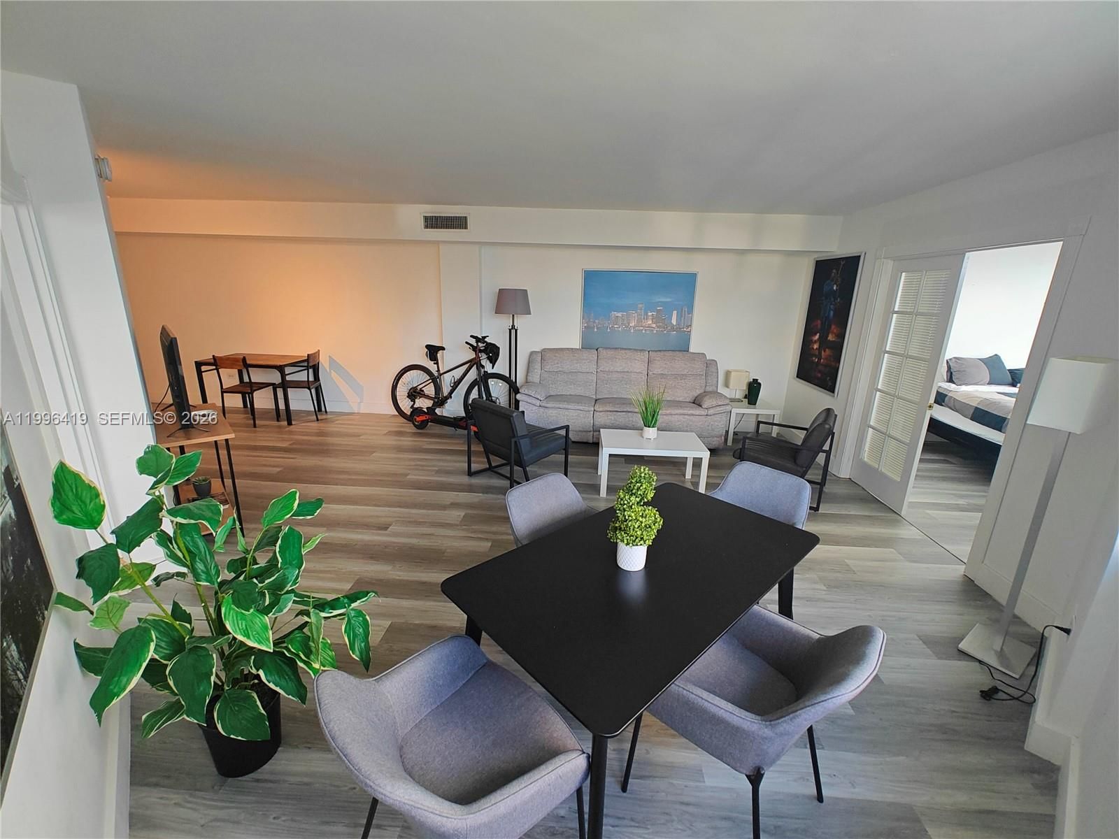 Real estate property located at 801 Brickell Bay Dr #1961, Miami-dade, Four Ambassadors Condo Ph, Miami, FL