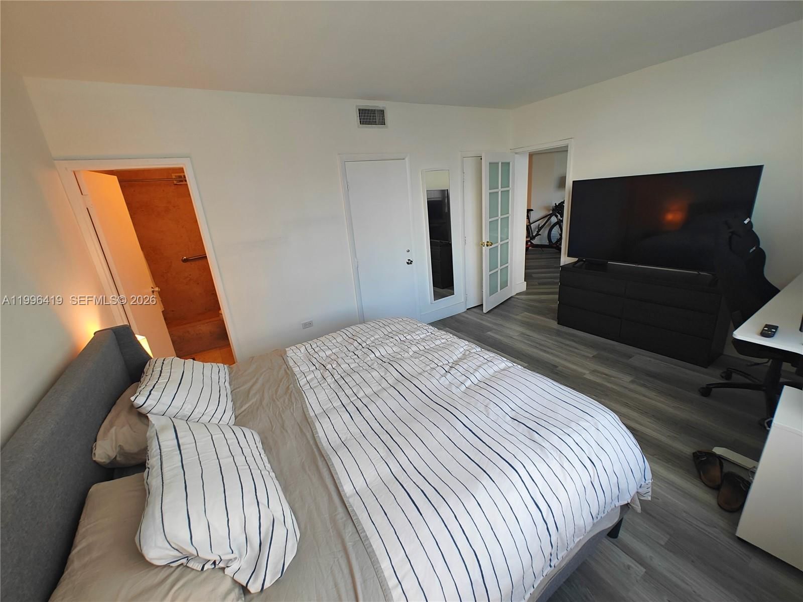 Real estate property located at 801 Brickell Bay Dr #1961, Miami-dade, Four Ambassadors Condo Ph, Miami, FL