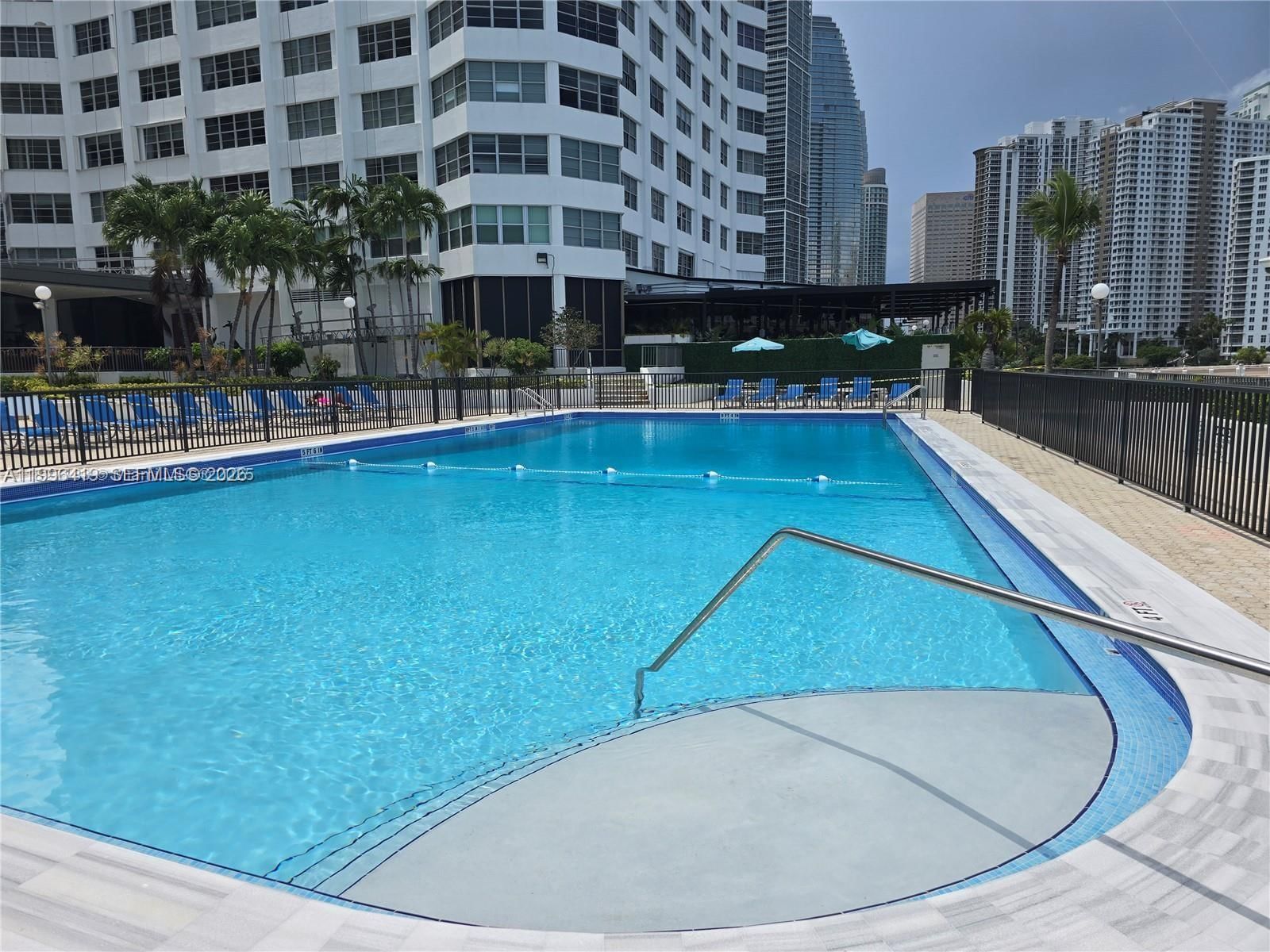 Real estate property located at 801 Brickell Bay Dr #1961, Miami-dade, Four Ambassadors Condo Ph, Miami, FL