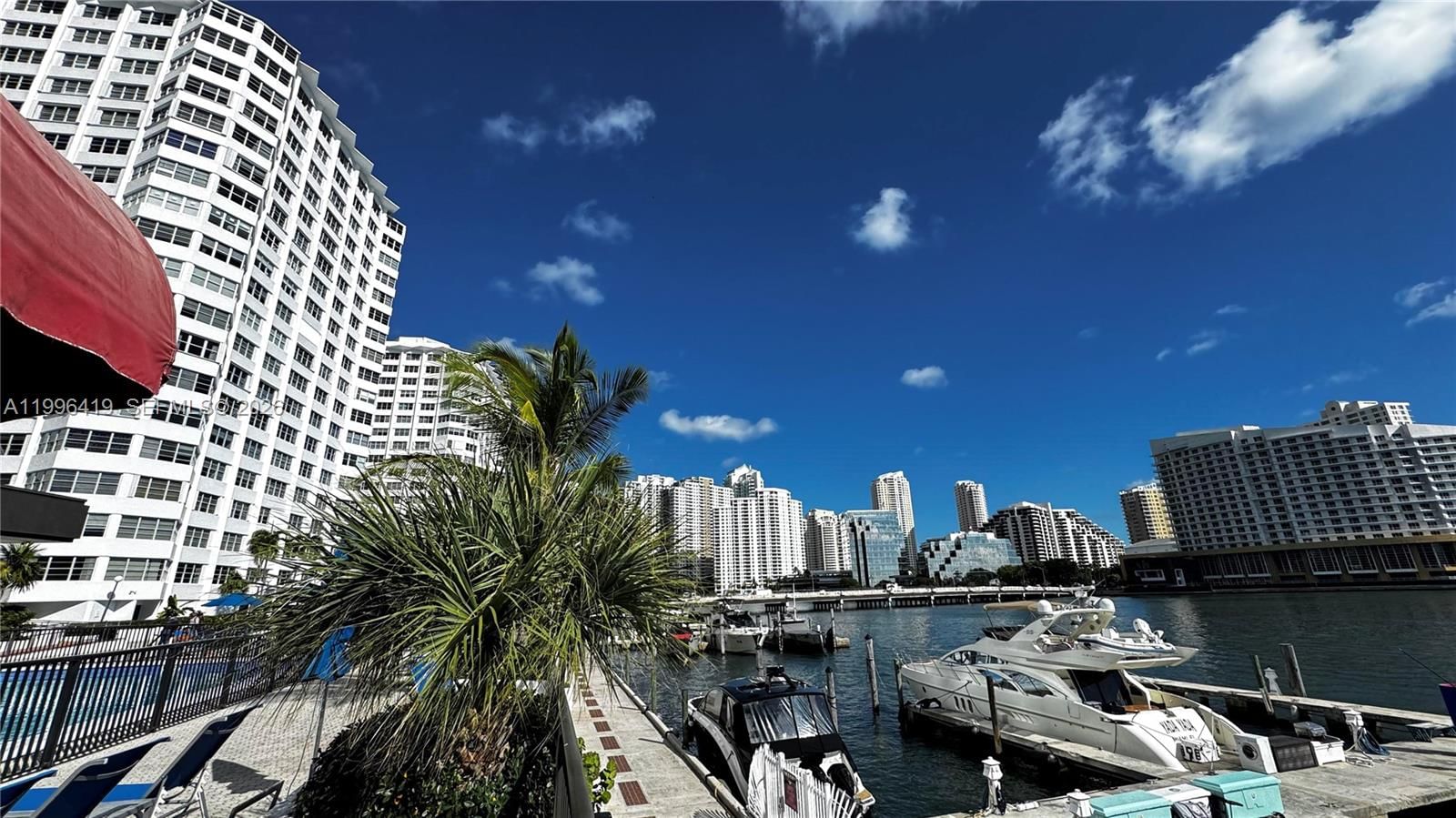 Real estate property located at 801 Brickell Bay Dr #1961, Miami-dade, Four Ambassadors Condo Ph, Miami, FL