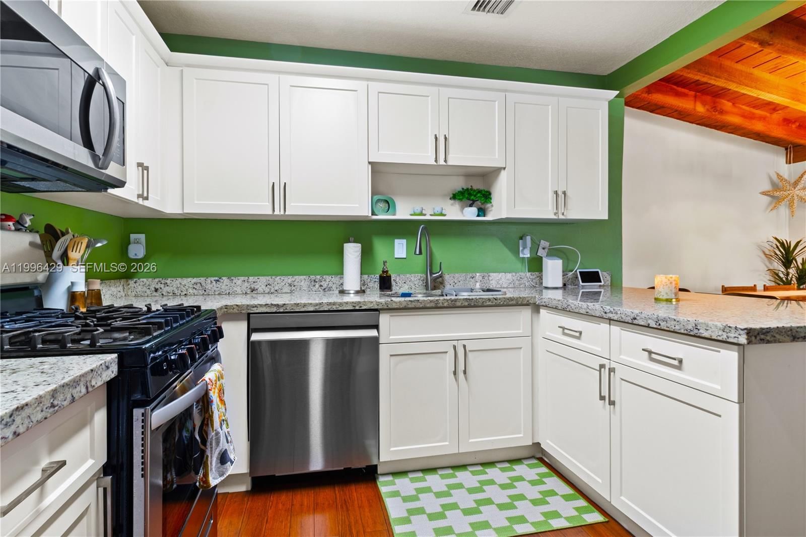 Real estate property located at 6614 114th PL F-71, Miami-dade, Snapper Village Phase Ii, Miami, FL