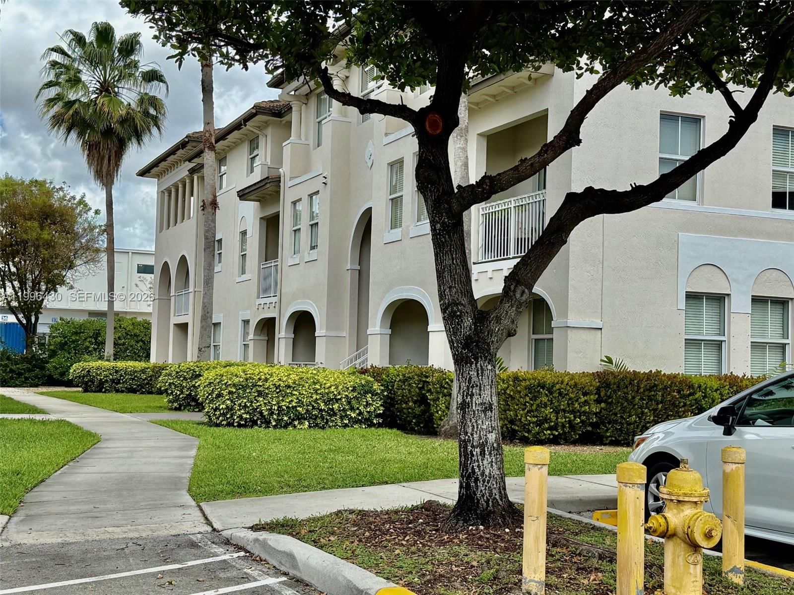 Real estate property located at 11503 89th St #206, Miami-dade, St Moritz At Doral Condo, Doral, FL