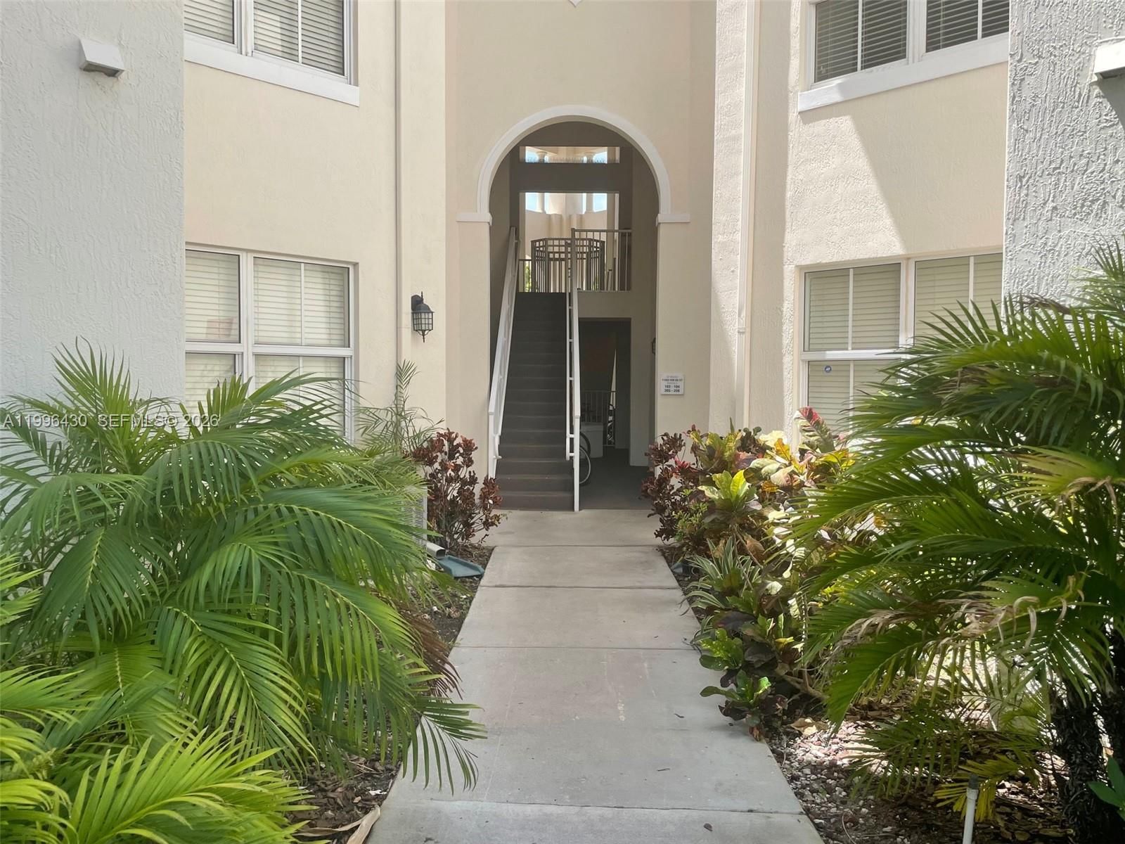Real estate property located at 11503 89th St #206, Miami-dade, St Moritz At Doral Condo, Doral, FL