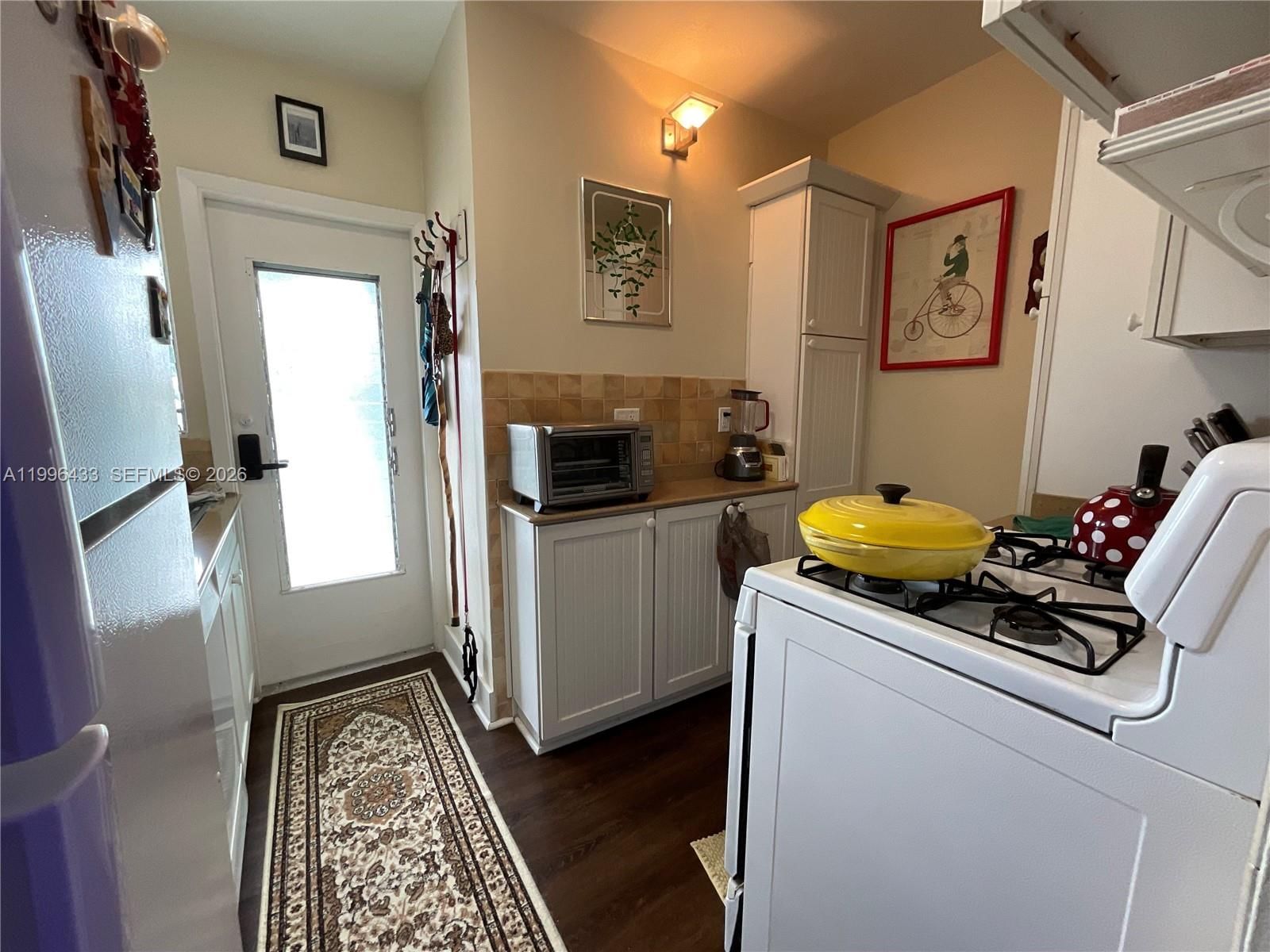 Real estate property located at 1004 Pennsylvania Ave #15, Miami-dade, Pen-ten Co-op Apts Inc, Miami Beach, FL