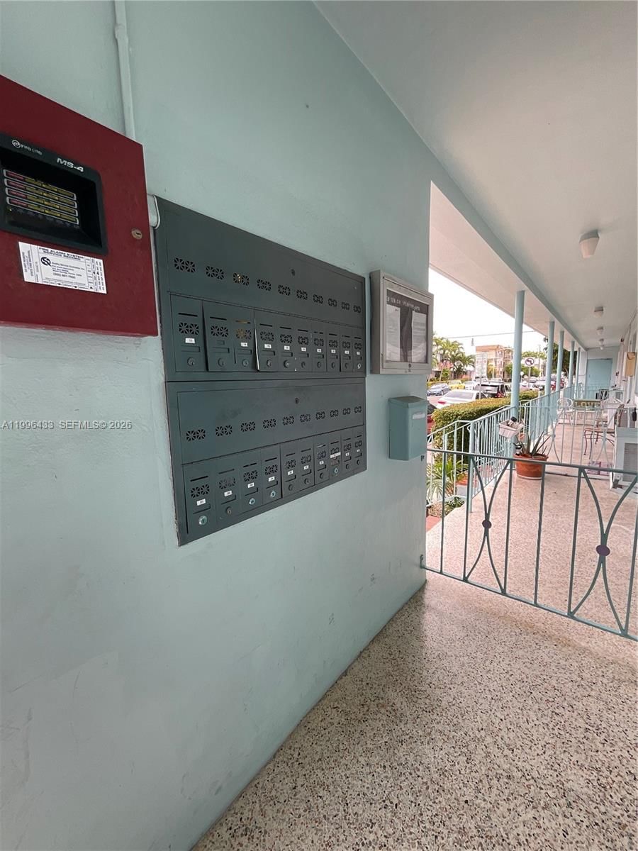 Real estate property located at 1004 Pennsylvania Ave #15, Miami-dade, Pen-ten Co-op Apts Inc, Miami Beach, FL