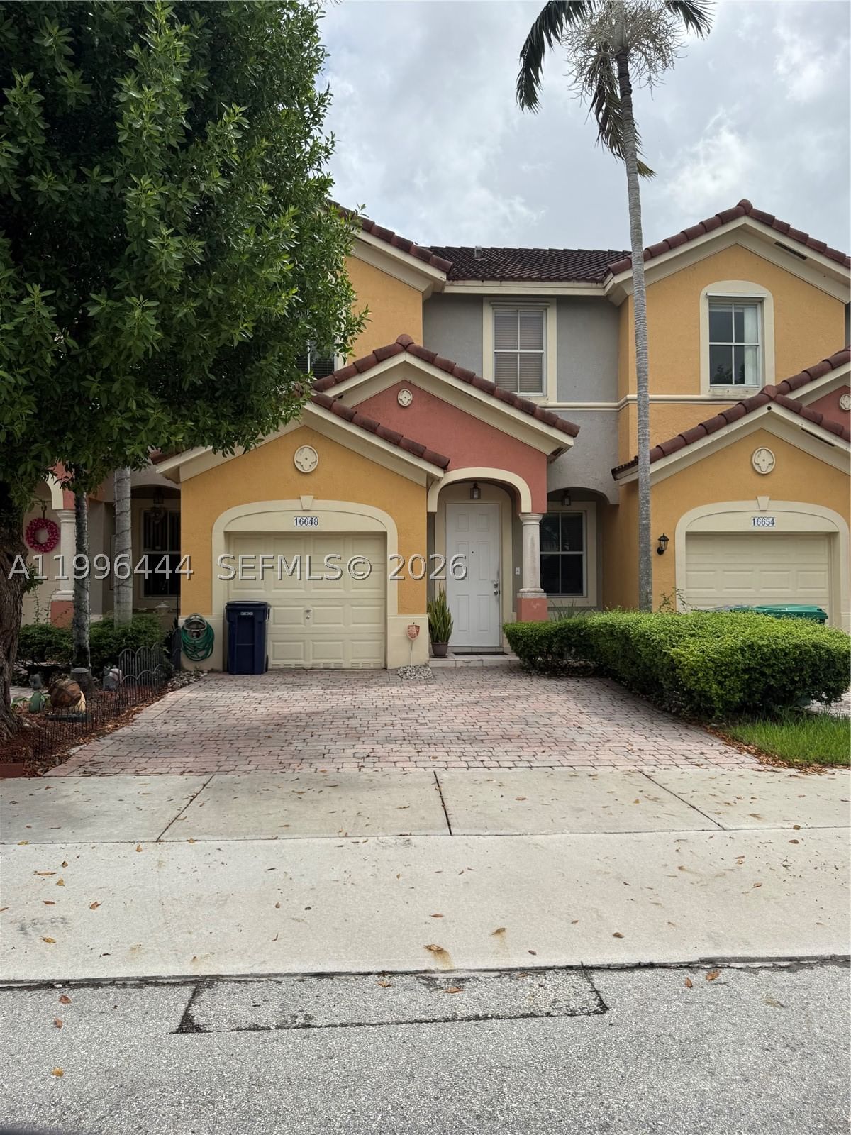 Real estate property located at 16648 83rd Ln #16648, Miami-dade, Kendalland, Miami, FL