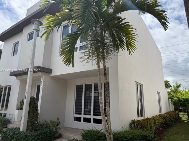 Real estate property located at 10412 63rd Ter, Miami-dade, Landmark At Doral, Doral, FL