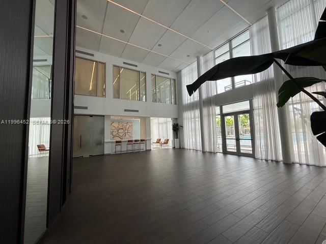 Real estate property located at 10412 63rd Ter, Miami-dade, Landmark At Doral, Doral, FL