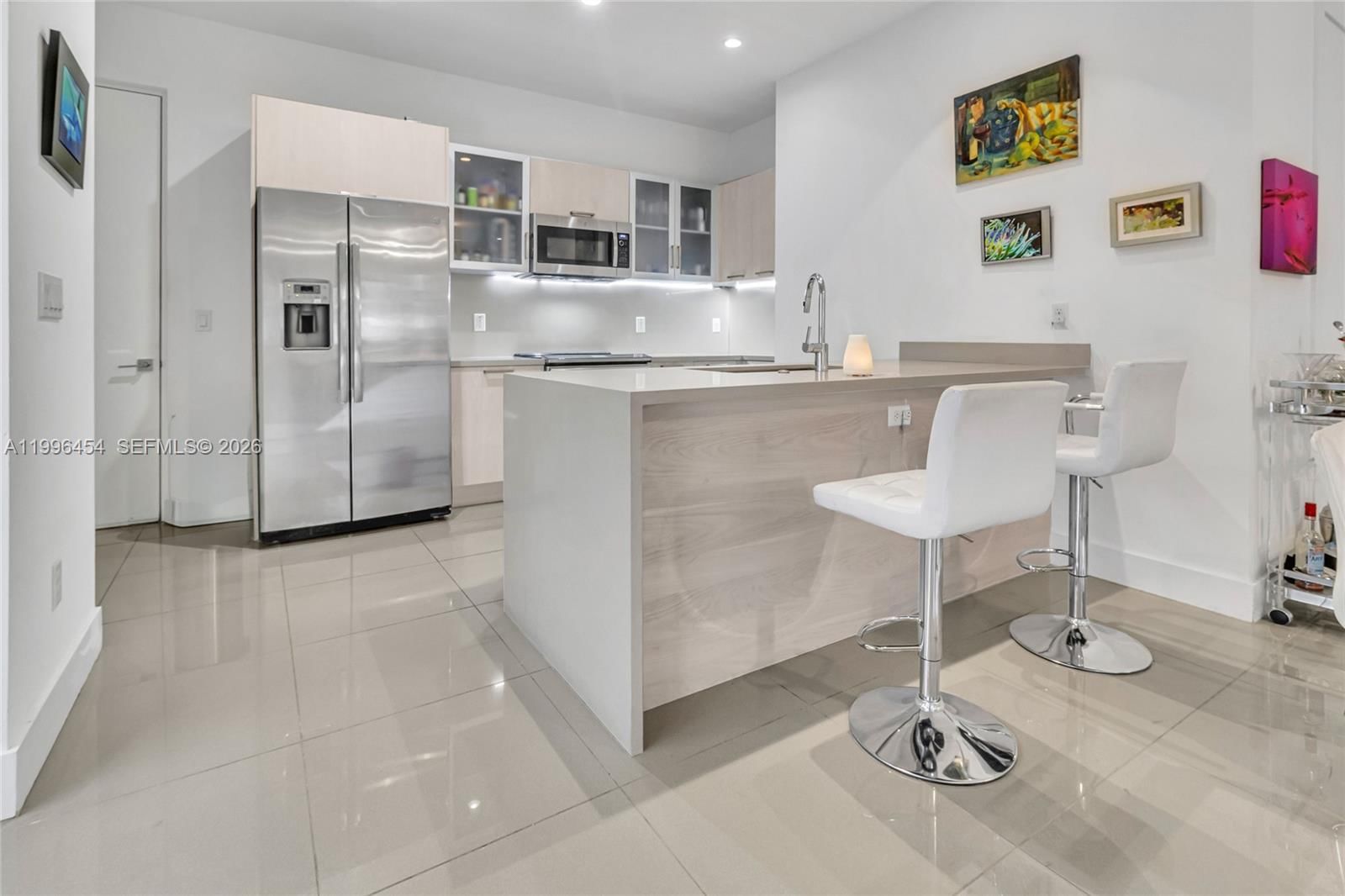 Real estate property located at 1045 18th Ave #102, Broward, Galleria Lofts Condo, Fort Lauderdale, FL