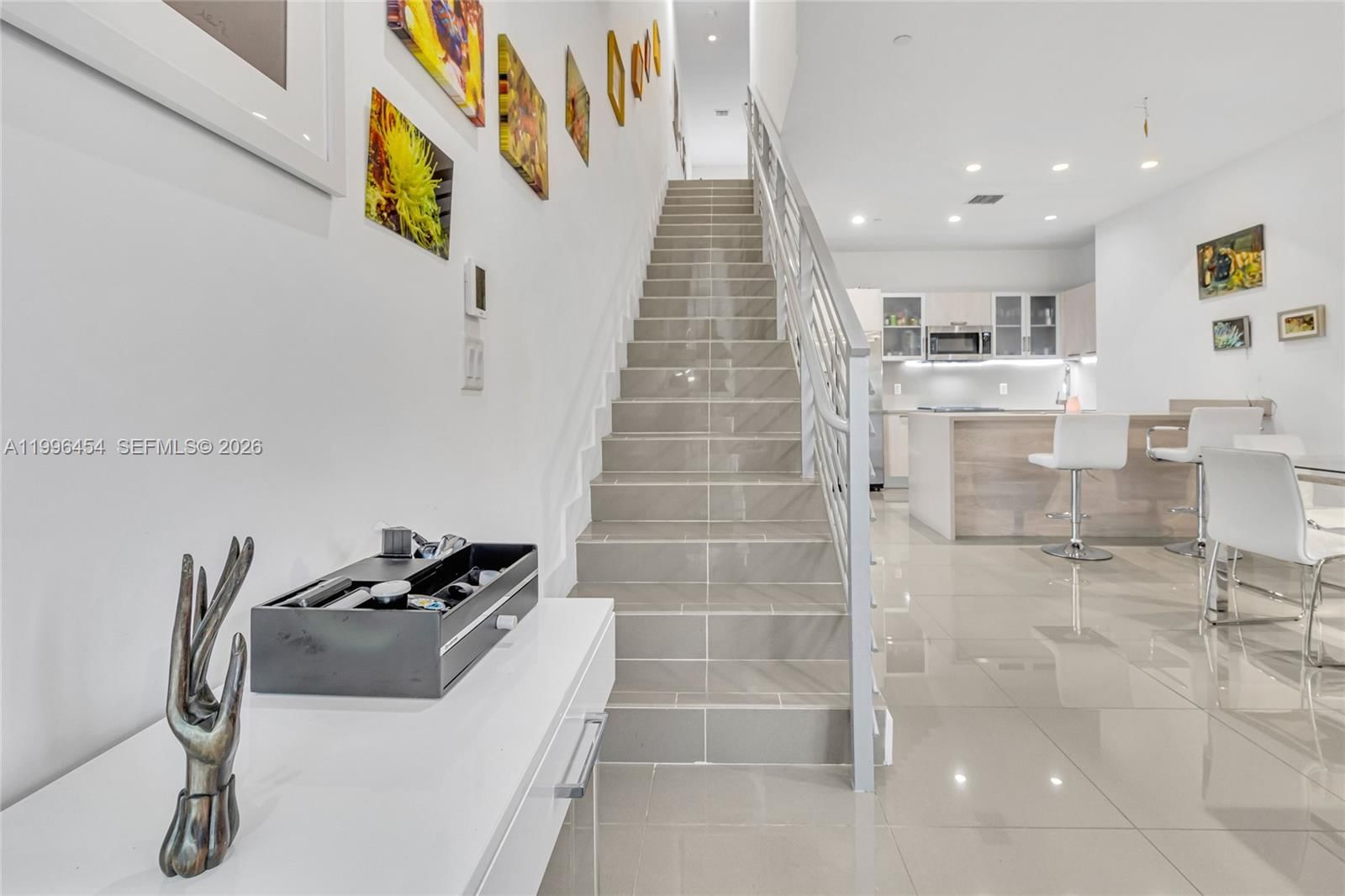 Real estate property located at 1045 18th Ave #102, Broward, Galleria Lofts Condo, Fort Lauderdale, FL