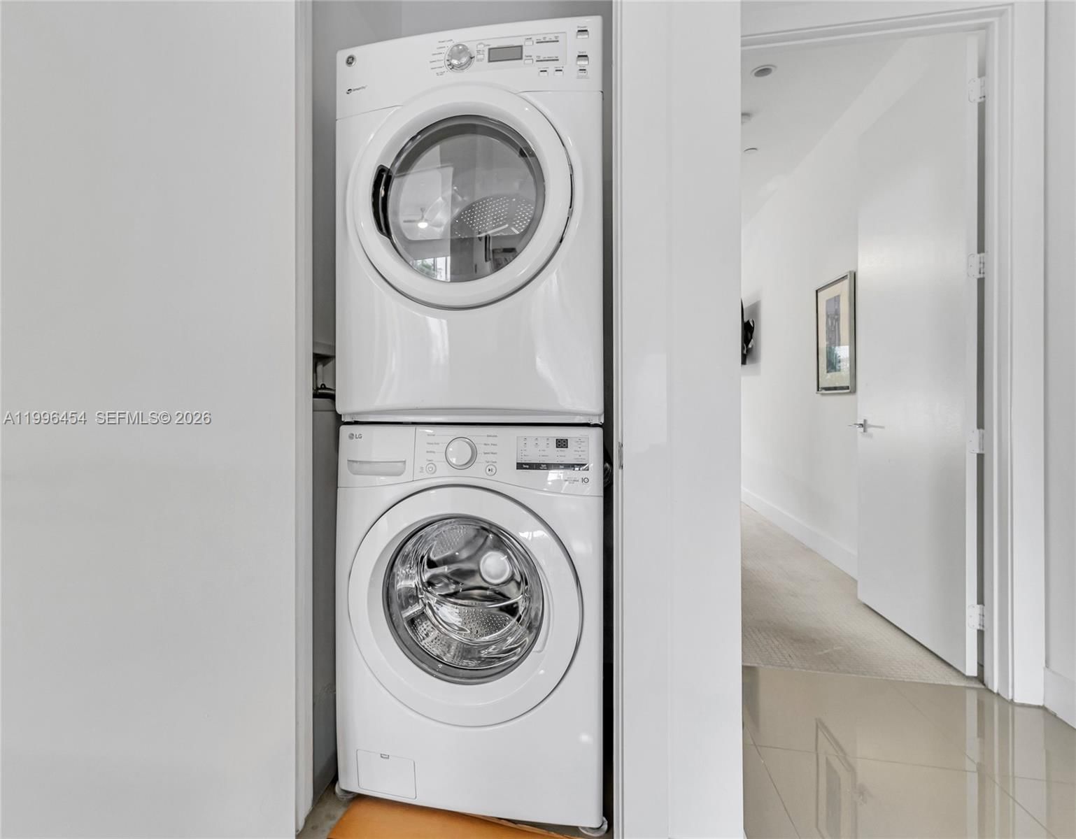 Real estate property located at 1045 18th Ave #102, Broward, Galleria Lofts Condo, Fort Lauderdale, FL