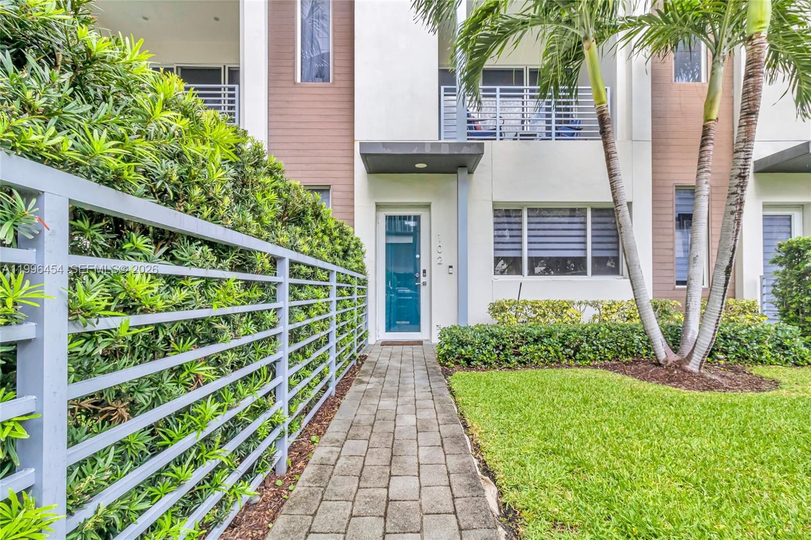 Real estate property located at 1045 18th Ave #102, Broward, Galleria Lofts Condo, Fort Lauderdale, FL