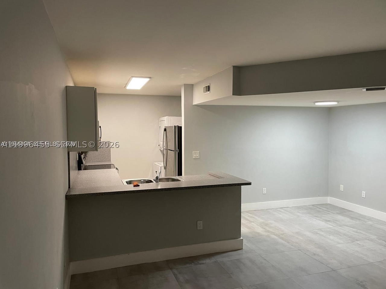 Real estate property located at 15354 72nd St #31-11, Miami-dade, Rozland Condo, Miami, FL