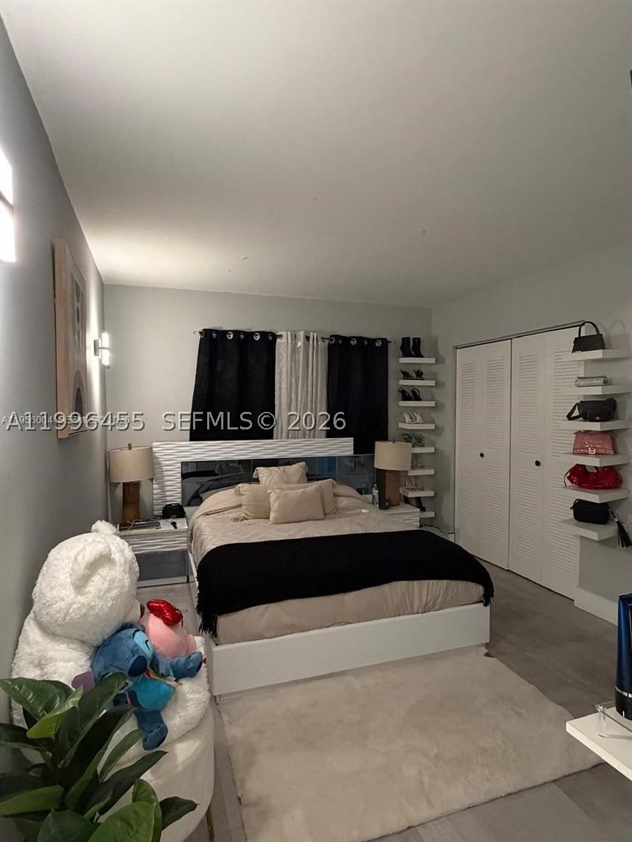 Real estate property located at 15354 72nd St #31-11, Miami-dade, Rozland Condo, Miami, FL