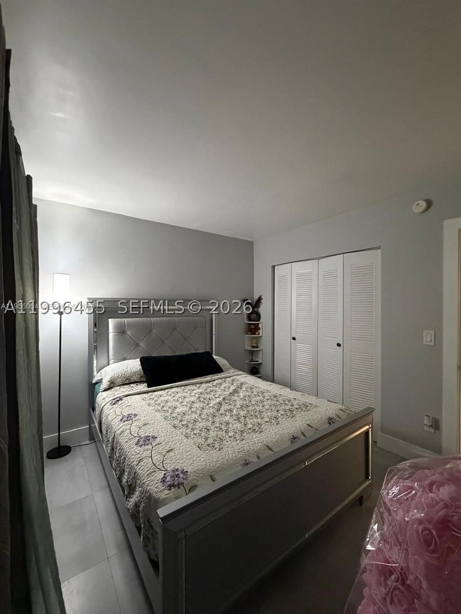 Real estate property located at 15354 72nd St #31-11, Miami-dade, Rozland Condo, Miami, FL