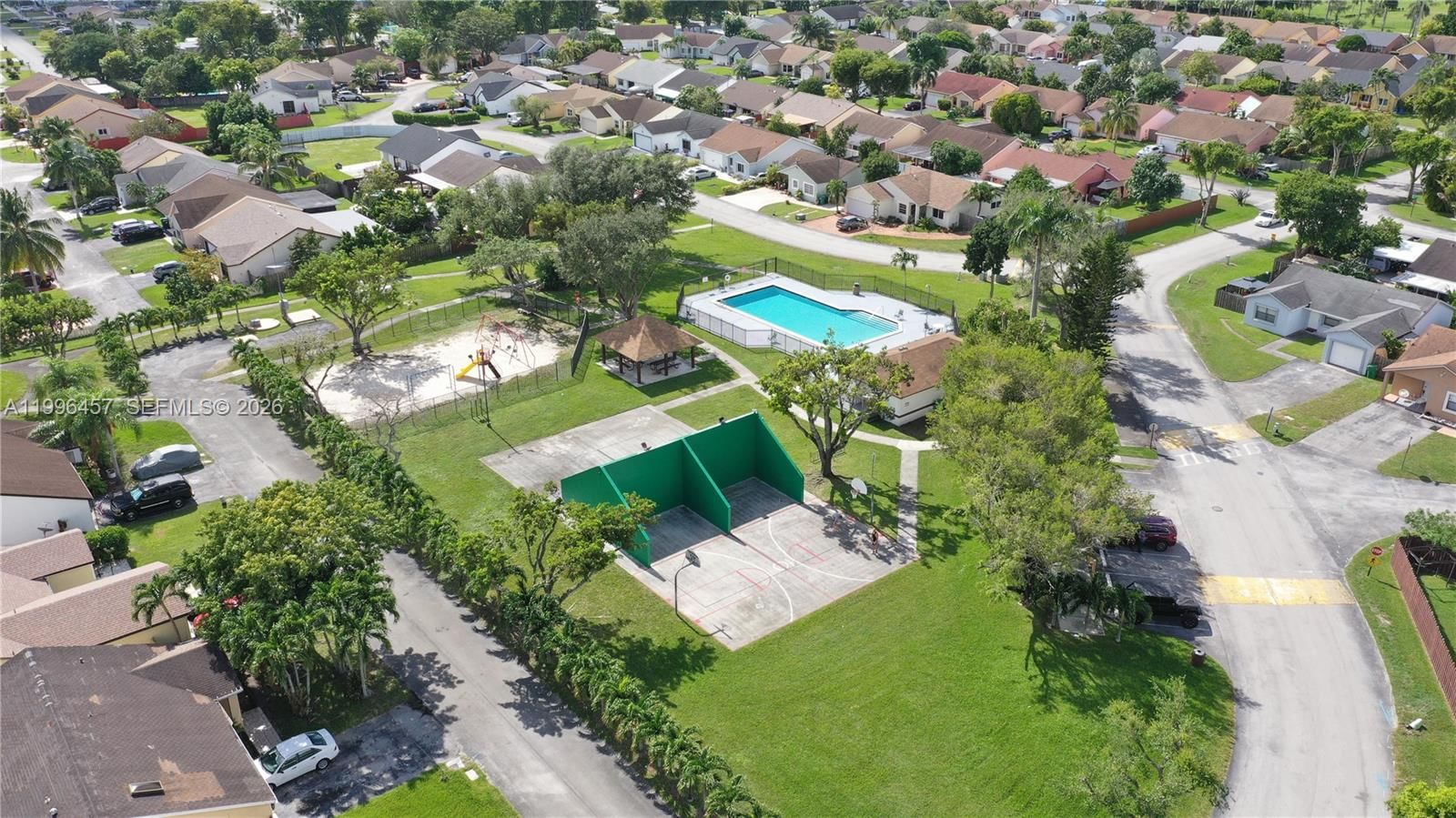 Real estate property located at 13319 112th Ct, Miami-dade, Edgewater Park, Miami, FL