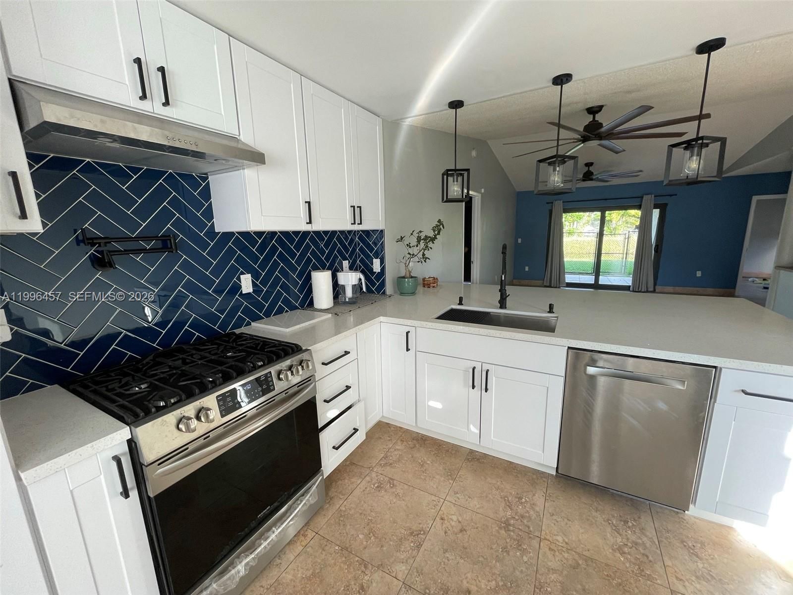 Real estate property located at 13319 112th Ct, Miami-dade, Edgewater Park, Miami, FL