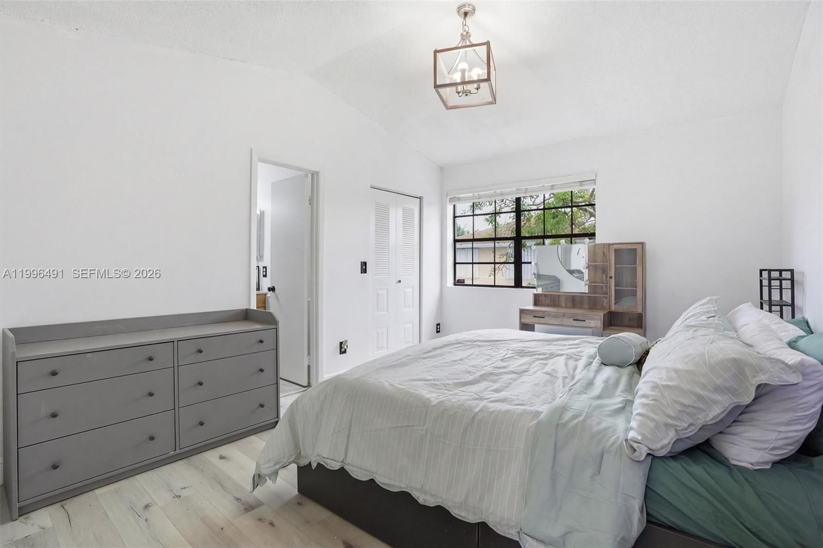 Real estate property located at 11719 11th St, Broward, Pembroke Lakes Section Ei, Pembroke Pines, FL