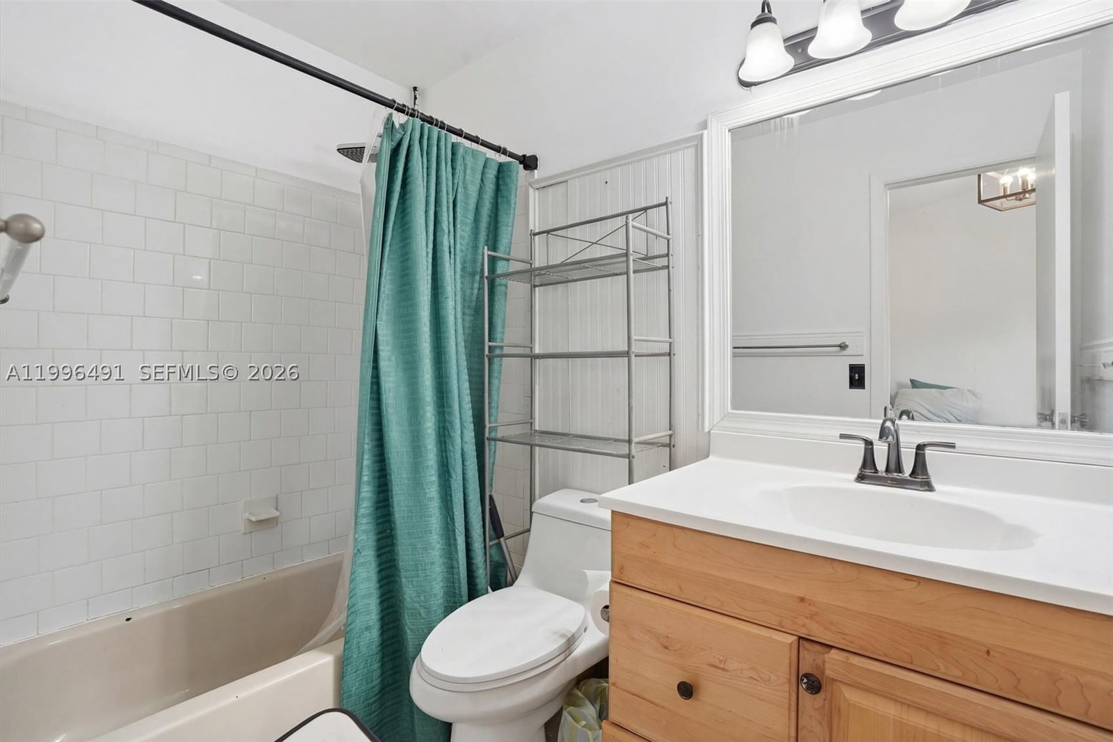 Real estate property located at 11719 11th St, Broward, Pembroke Lakes Section Ei, Pembroke Pines, FL