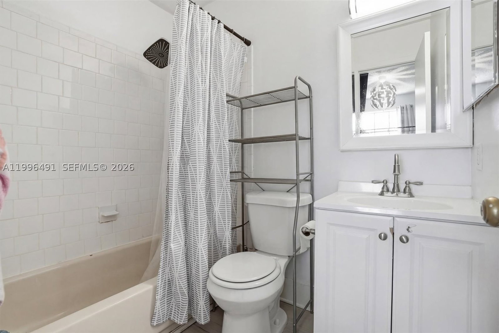 Real estate property located at 11719 11th St, Broward, Pembroke Lakes Section Ei, Pembroke Pines, FL