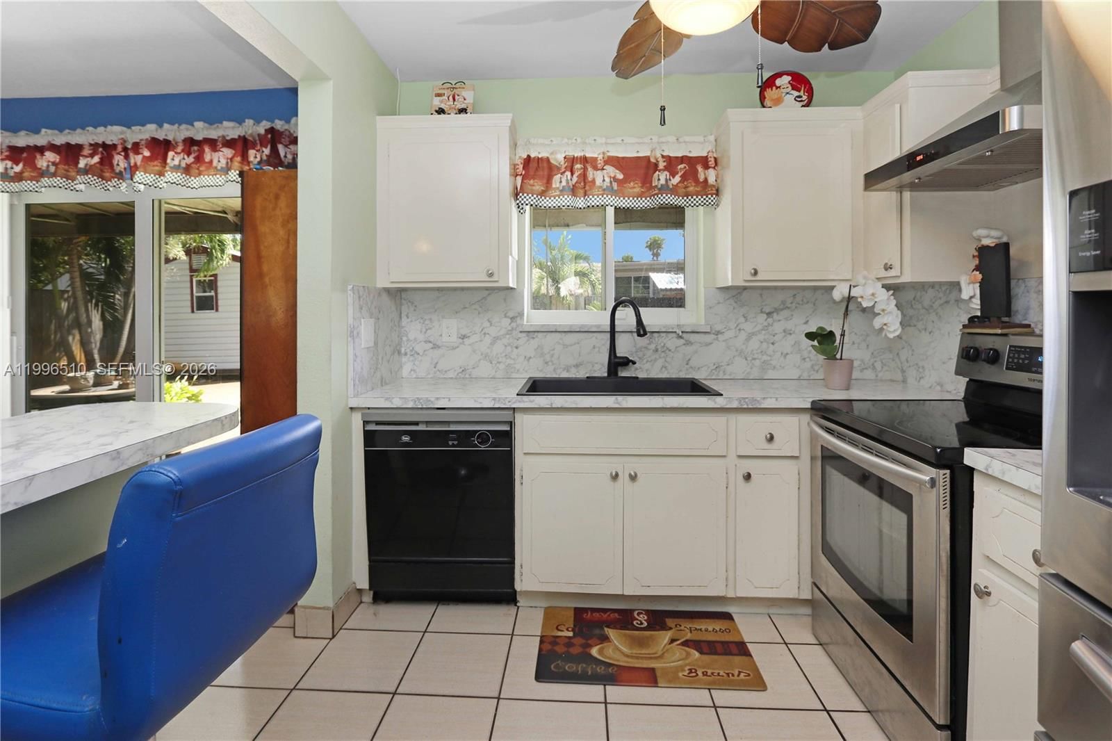 Real estate property located at 401 72nd Ave, Broward, Boulevard Heights Sec 7, Hollywood, FL