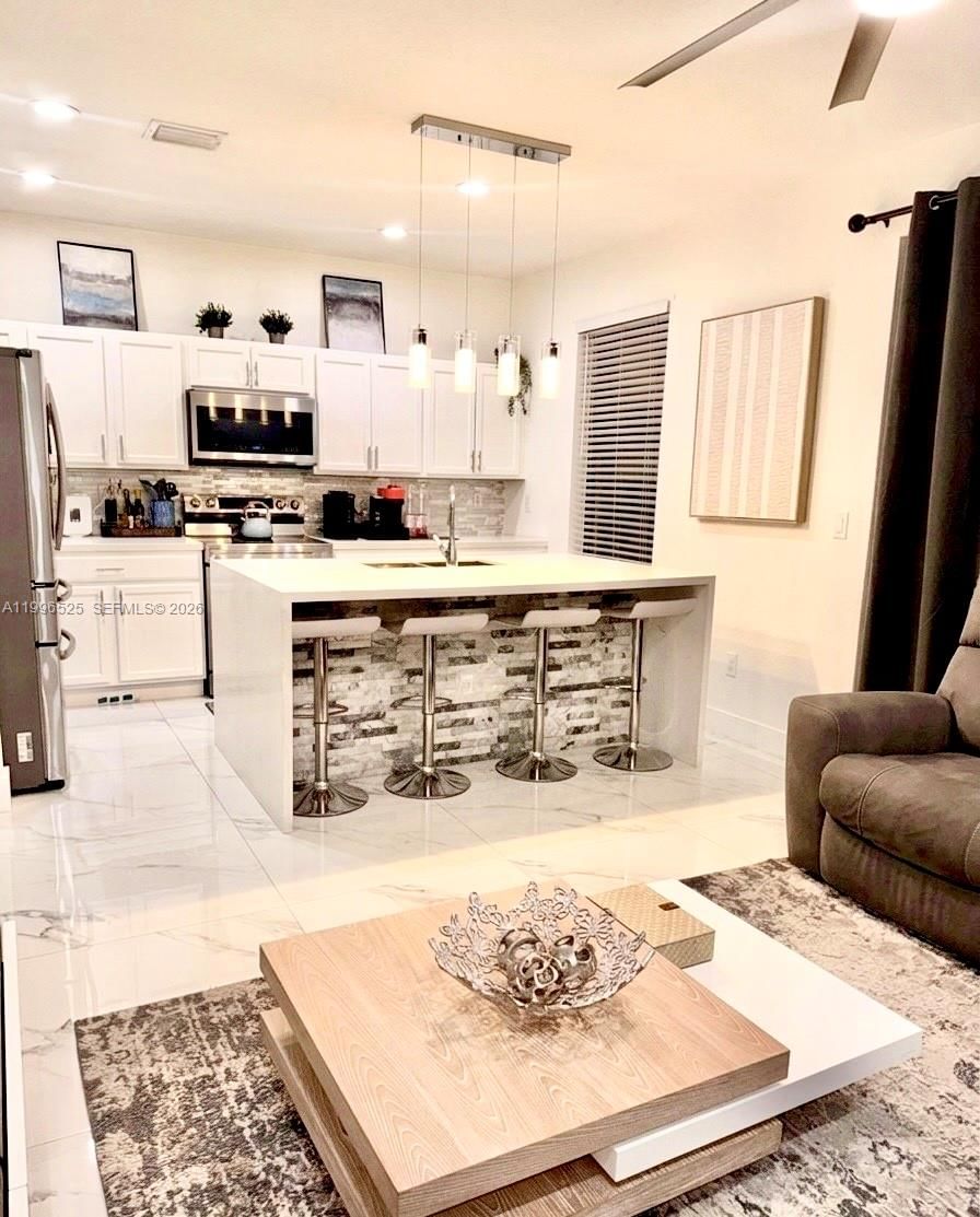 Real estate property located at 4237 164th Path #4237, Miami-dade, Interlaken, Miami, FL