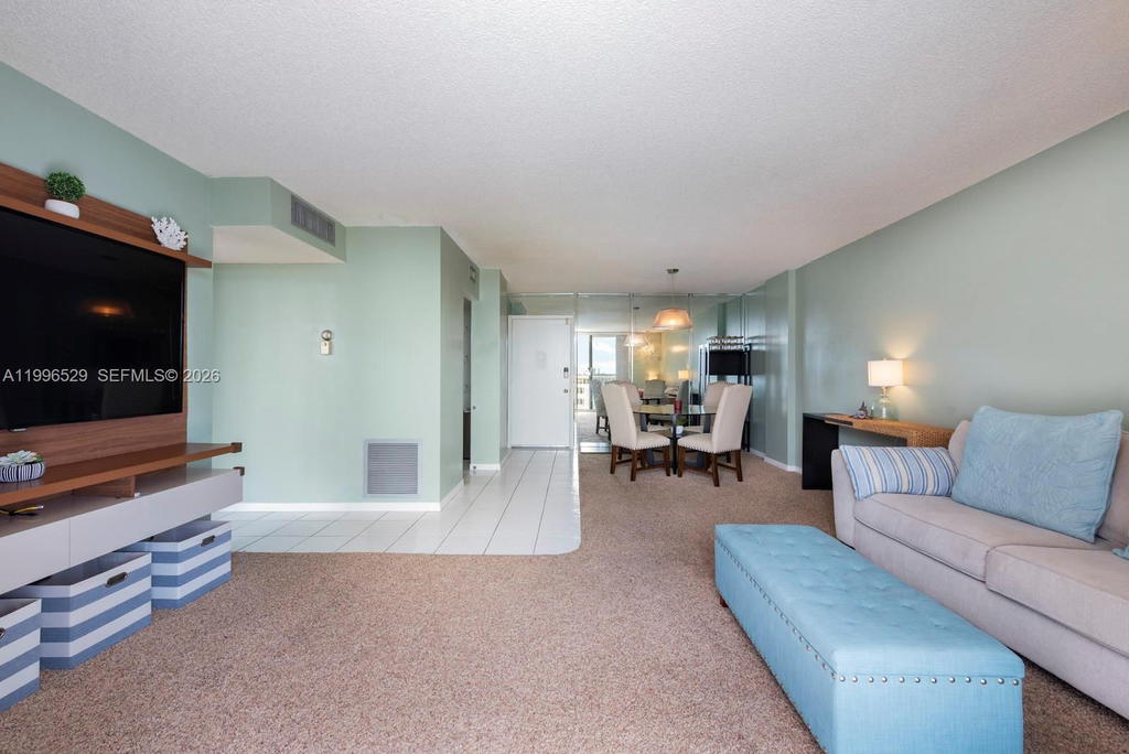 Real estate property located at 3161 Ocean Dr #809, Broward, Clifton Condo, Hallandale Beach, FL