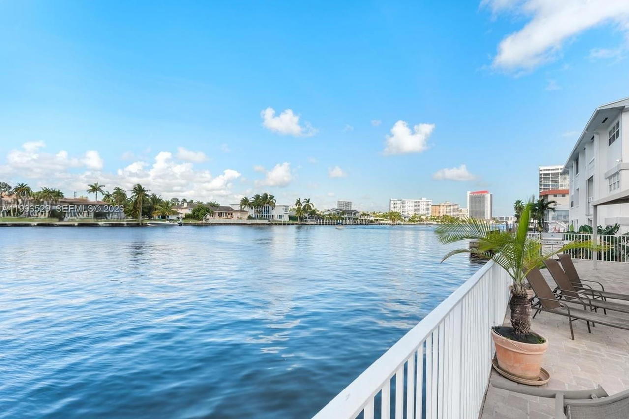 Real estate property located at 3161 Ocean Dr #809, Broward, Clifton Condo, Hallandale Beach, FL