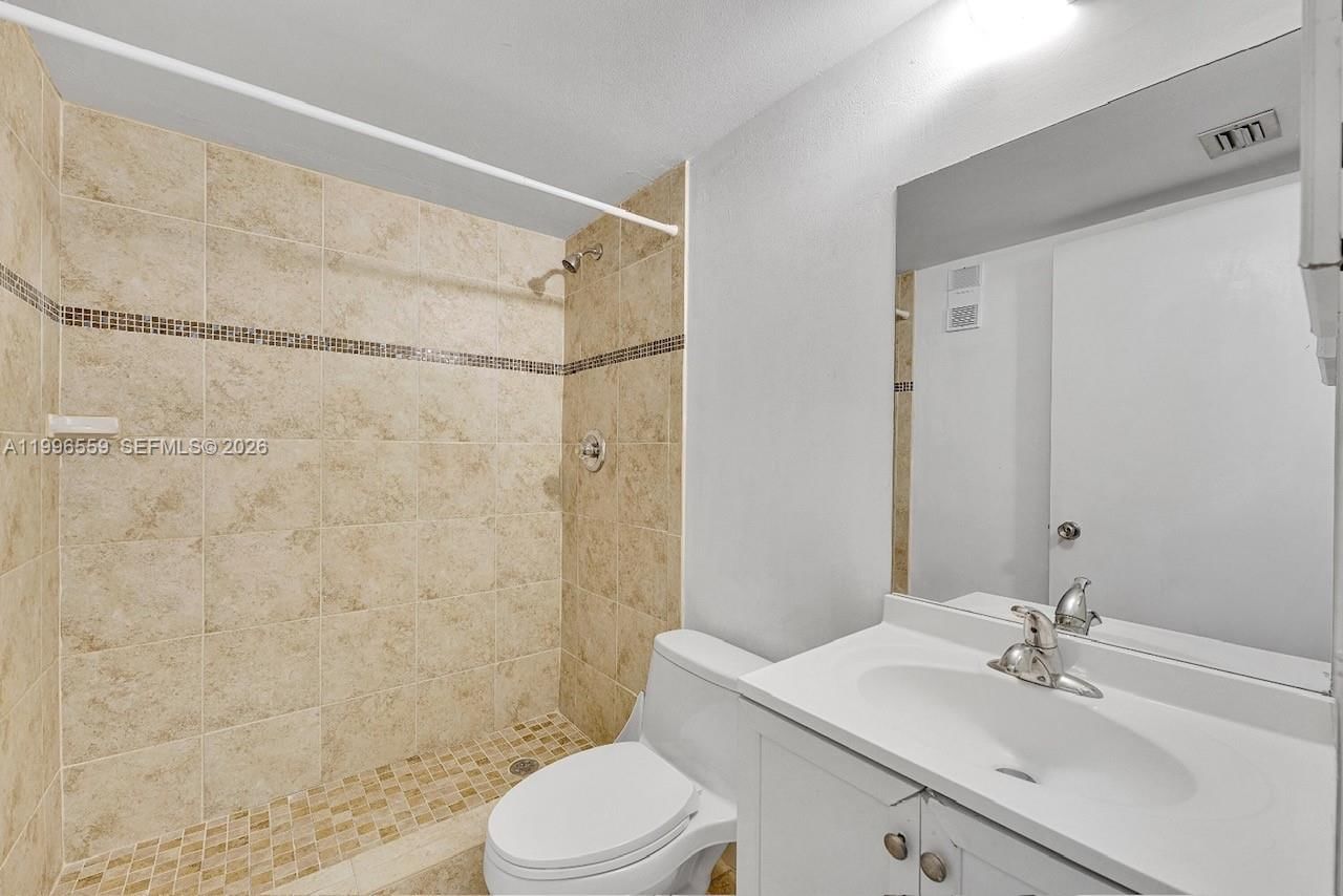 Real estate property located at 1200 87th Ave #410, Broward, Sherwood Square Condomini, Coral Springs, FL