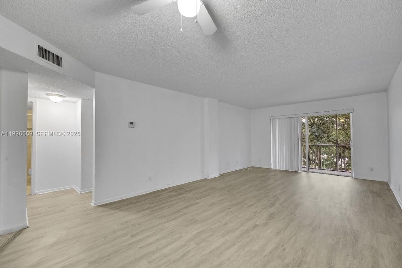 Real estate property located at 1200 87th Ave #410, Broward, Sherwood Square Condomini, Coral Springs, FL