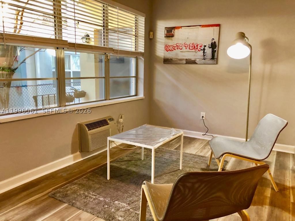 Real estate property located at 1325 Meridian Ave #5, Miami-dade, The Leslie Condo, Miami Beach, FL