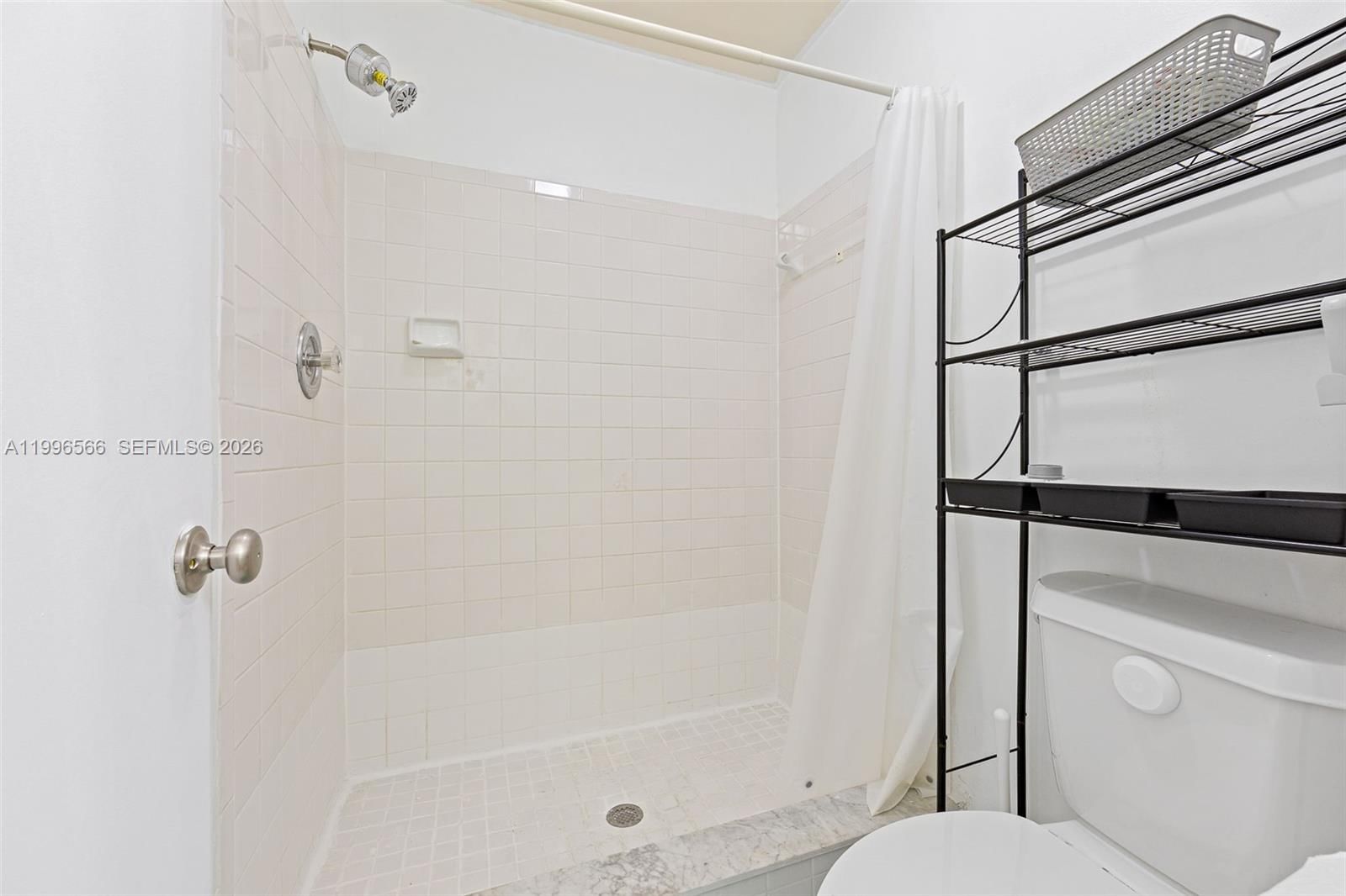 Real estate property located at 10500 3rd St, Broward, Pembroke Pointe Sec One, Pembroke Pines, FL