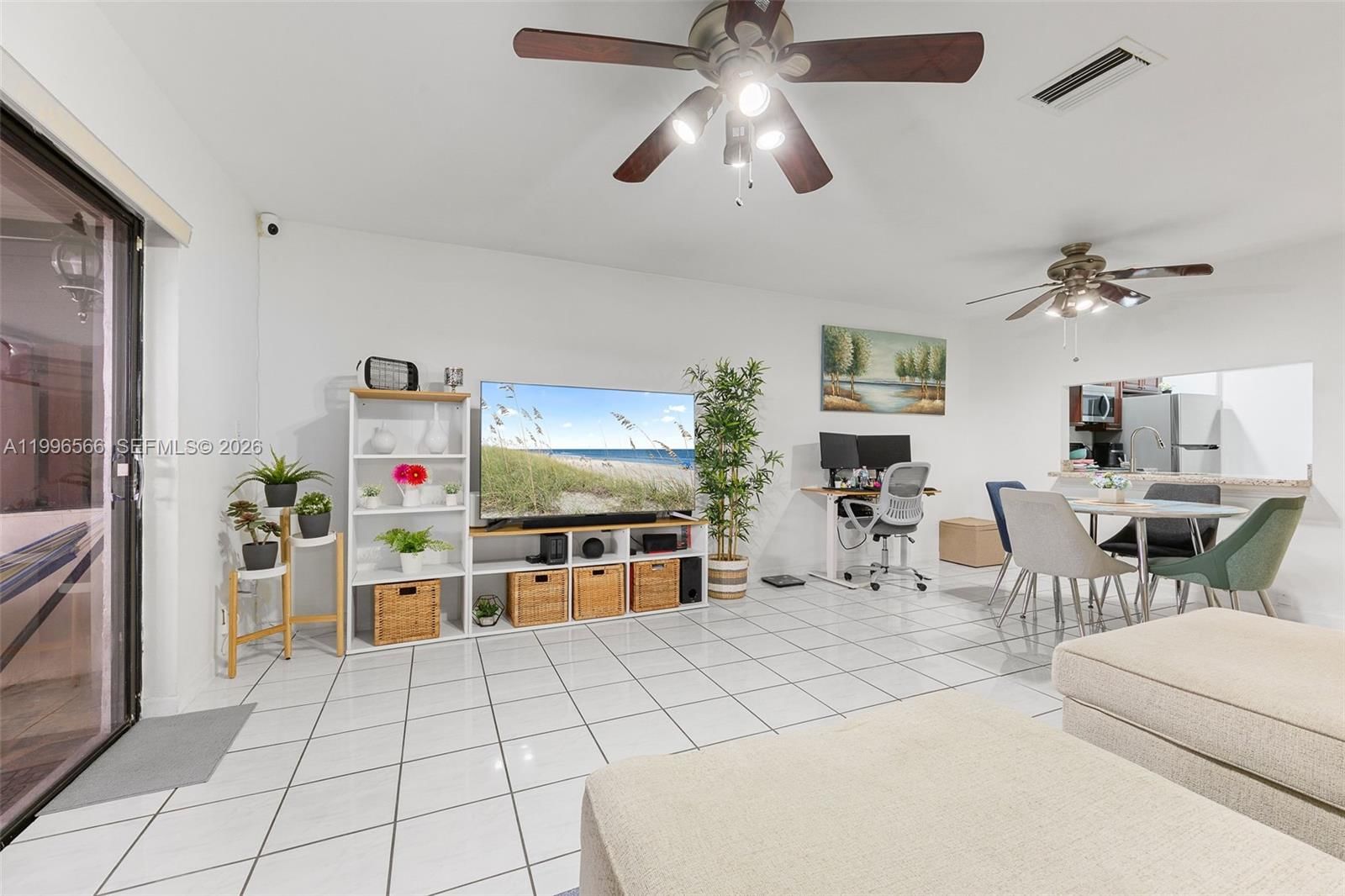 Real estate property located at 10500 3rd St, Broward, Pembroke Pointe Sec One, Pembroke Pines, FL