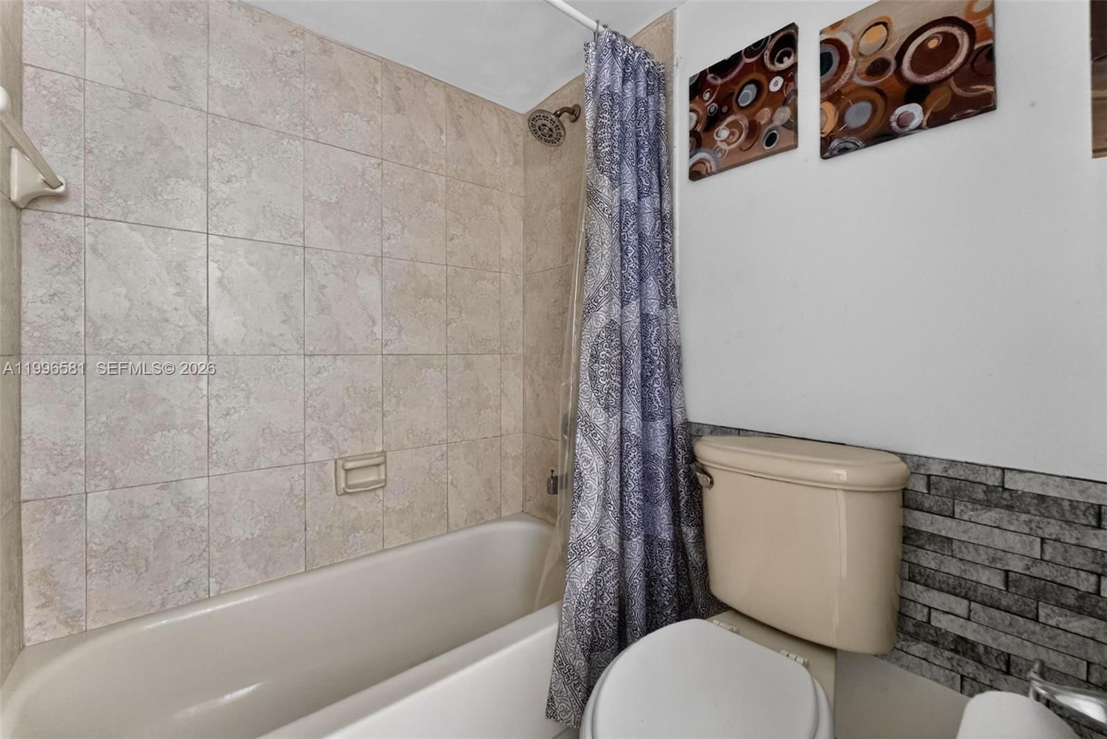 Real estate property located at 20015 3rd Ct #6, Miami-dade, Quatraine Condo I Ph I, Miami, FL