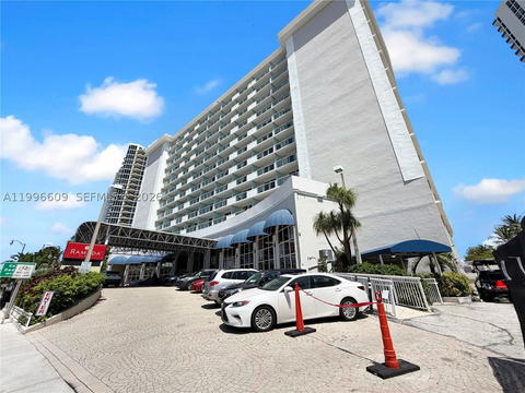Real estate property located at 19201 Collins Ave #623, Miami-dade, The Aventura Beach Club C, Sunny Isles Beach, FL