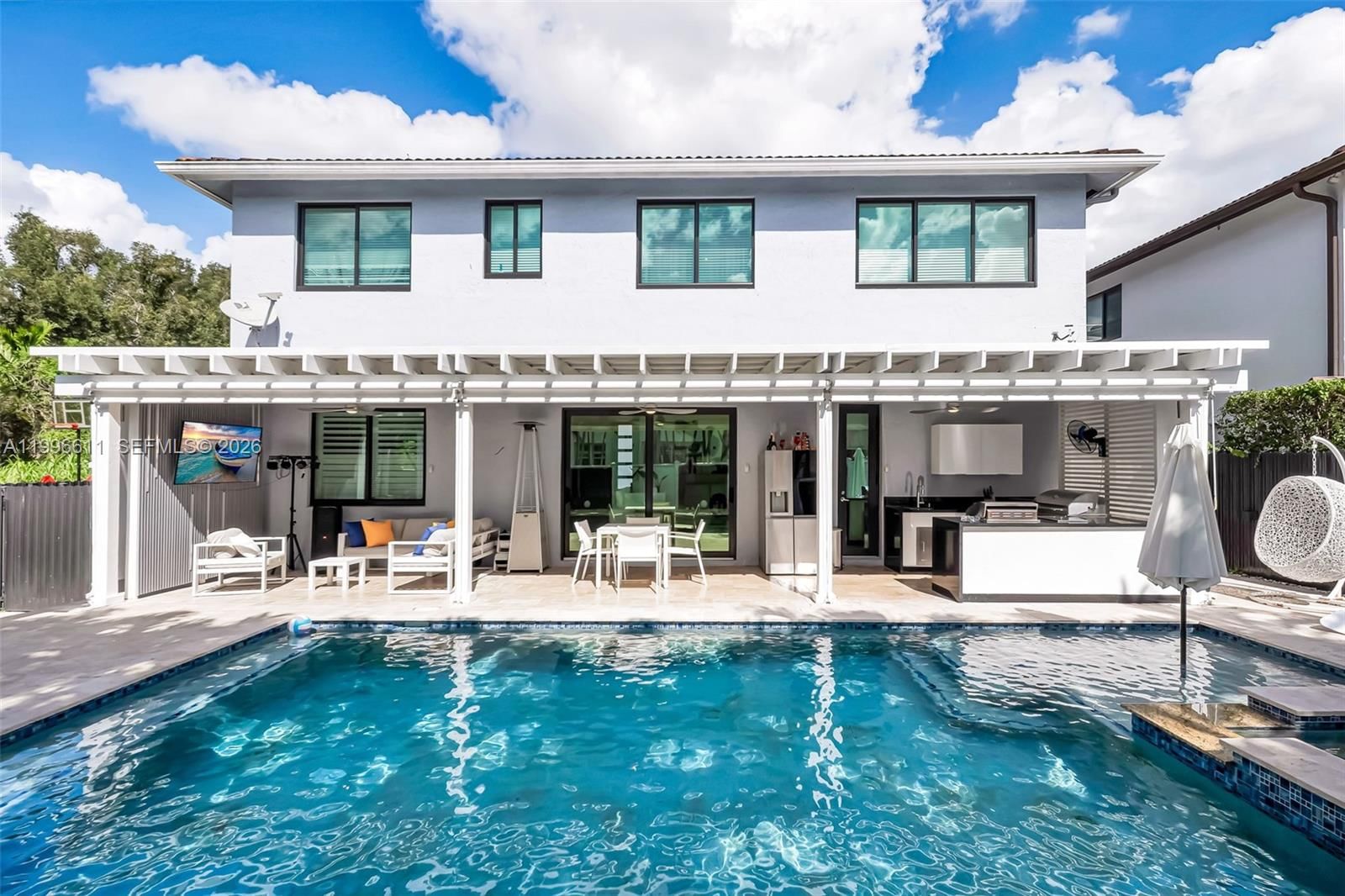 Real estate property located at 3002 147th Ct, Miami-dade, Camino Real Estates 1st A, Miami, FL