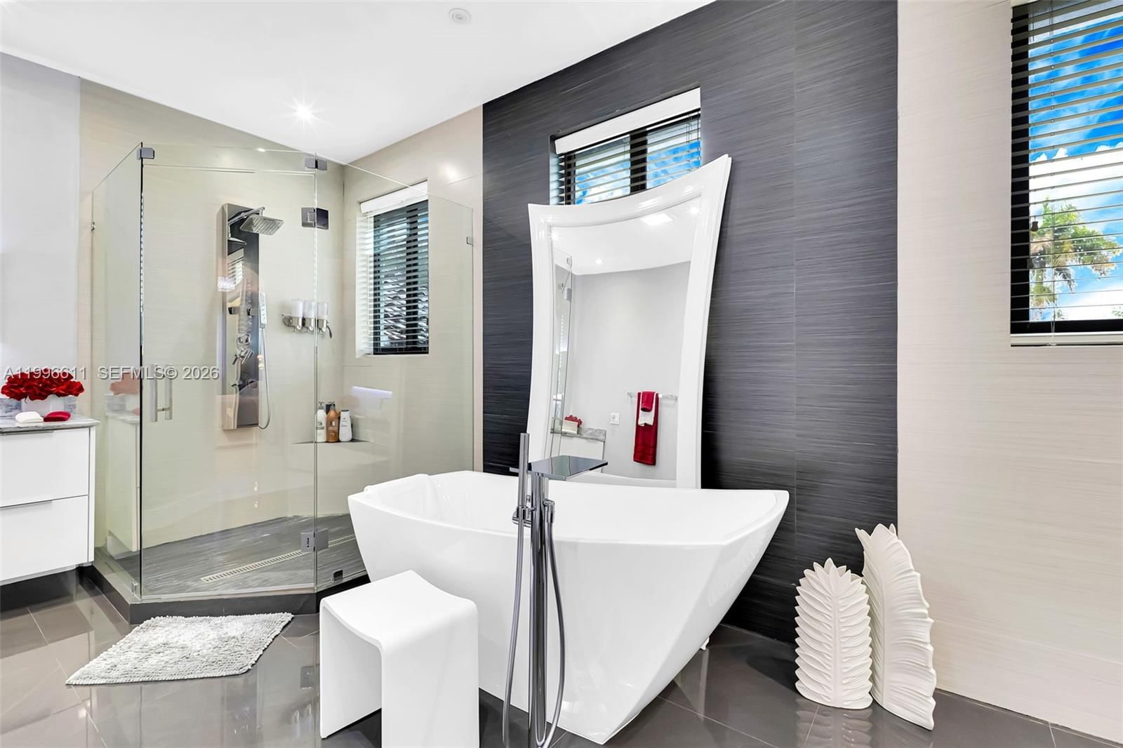 Real estate property located at 3002 147th Ct, Miami-dade, Camino Real Estates 1st A, Miami, FL