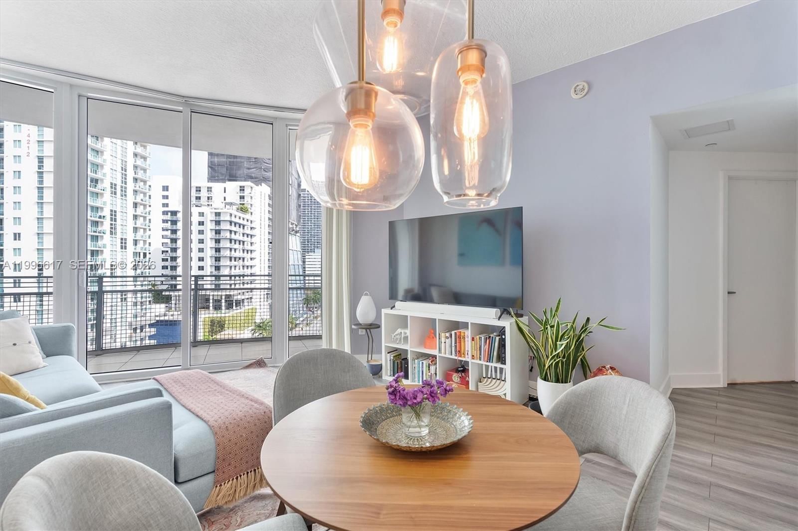 Real estate property located at 350 24th St #1007, Miami-dade, City 24 Condo, Miami, FL