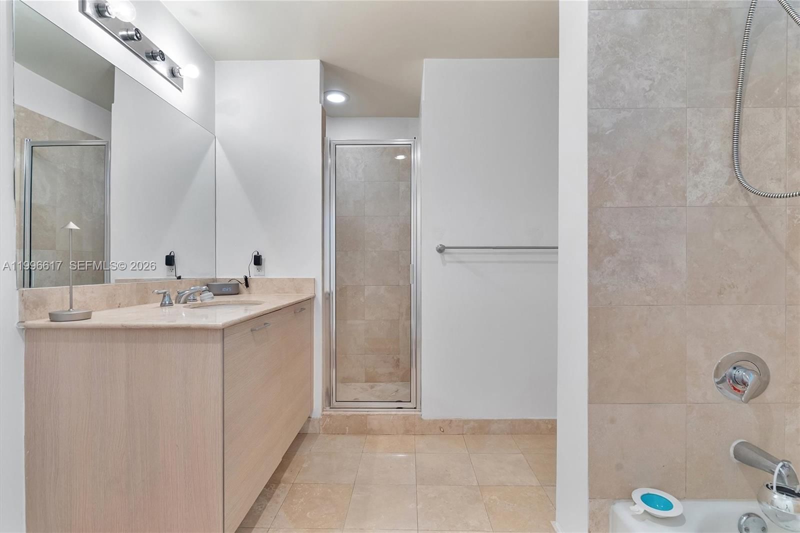 Real estate property located at 350 24th St #1007, Miami-dade, City 24 Condo, Miami, FL