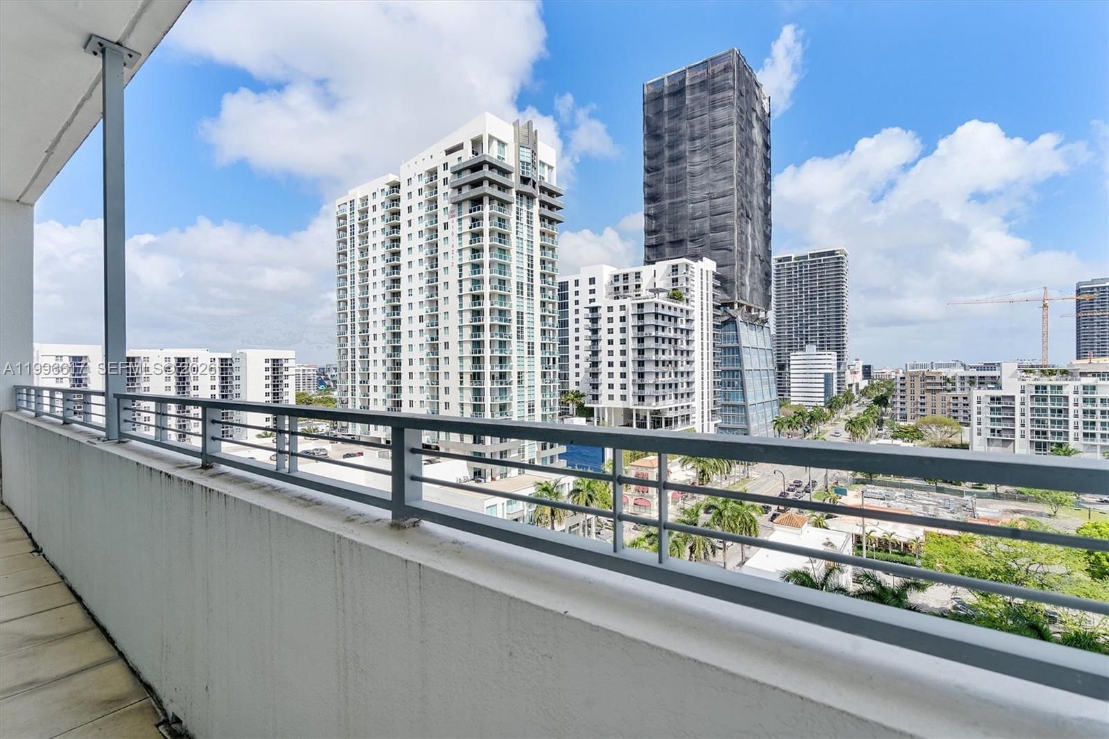 Real estate property located at 350 24th St #1007, Miami-dade, City 24 Condo, Miami, FL