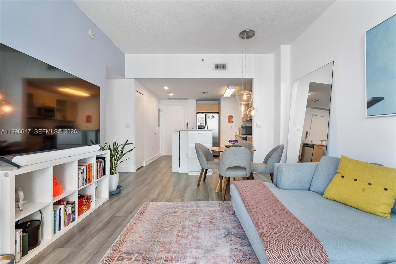 Real estate property located at 350 24th St #1007, Miami-dade, City 24 Condo, Miami, FL