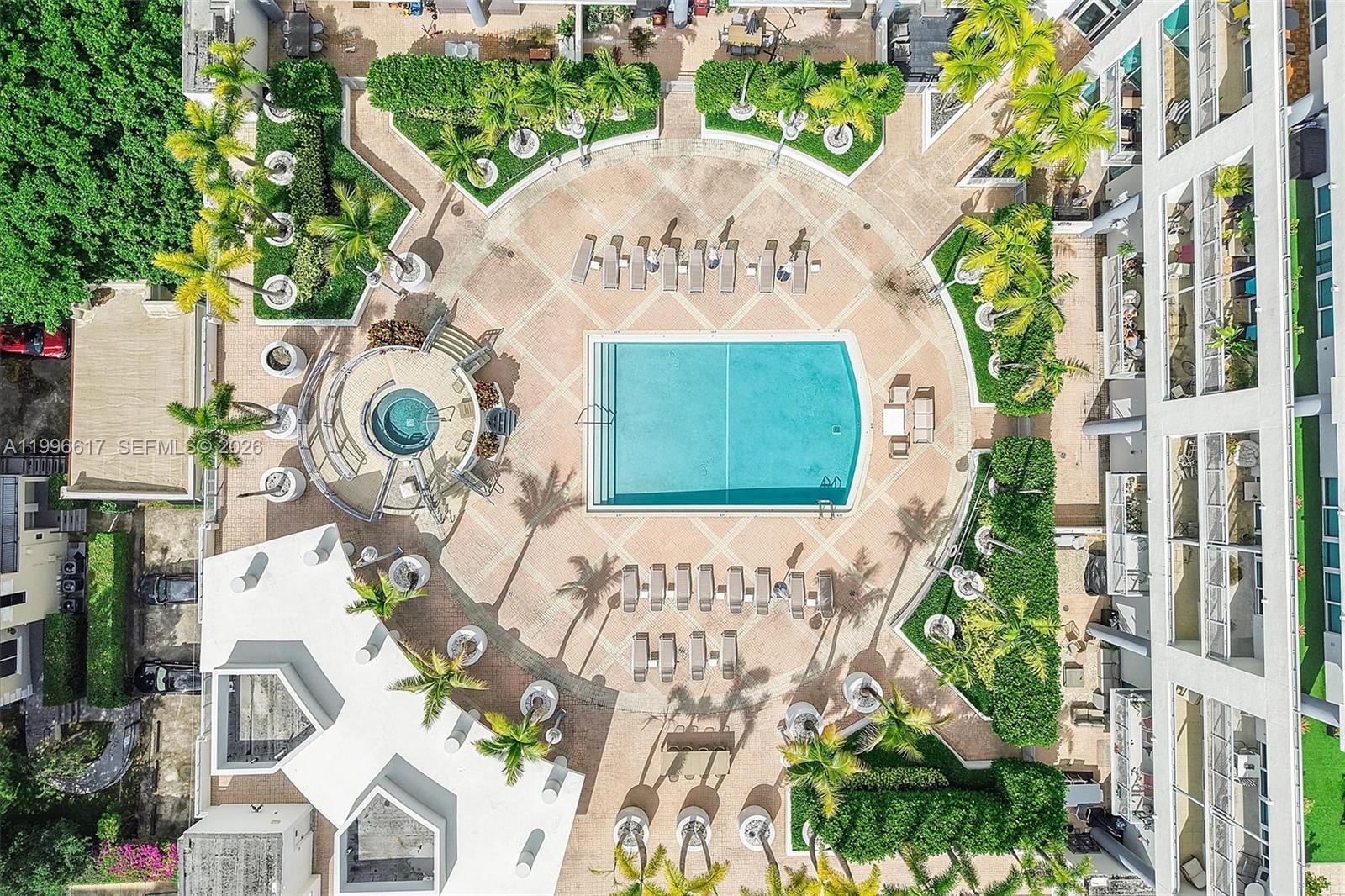 Real estate property located at 350 24th St #1007, Miami-dade, City 24 Condo, Miami, FL