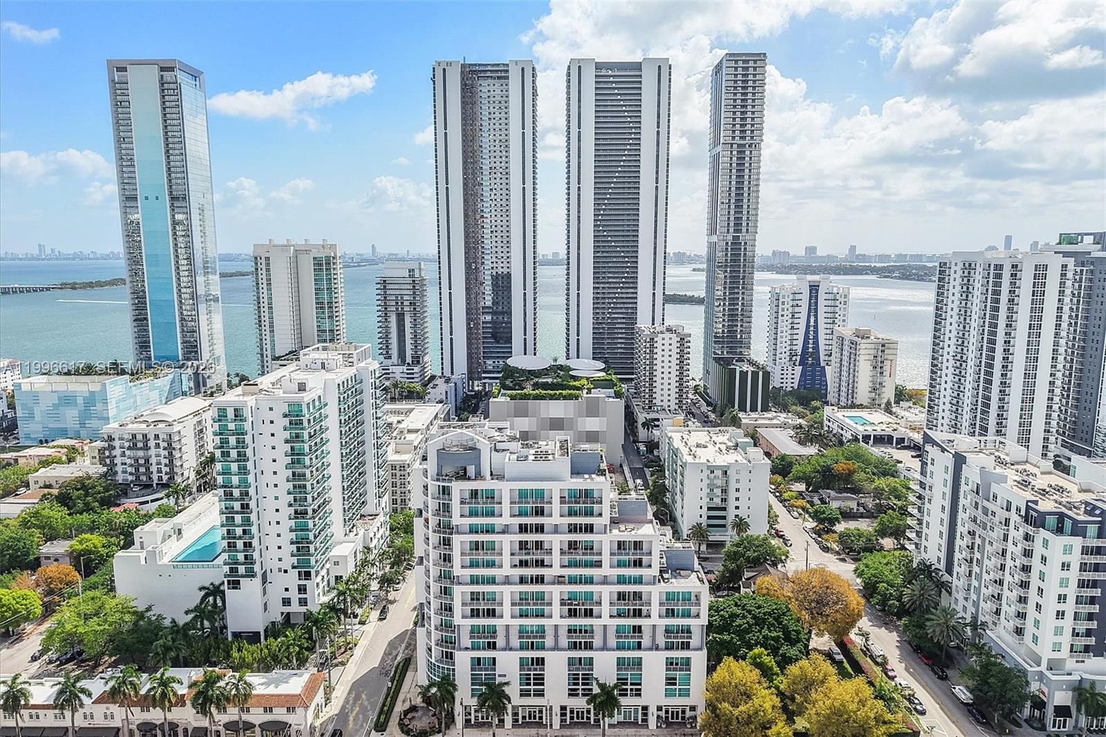 Real estate property located at 350 24th St #1007, Miami-dade, City 24 Condo, Miami, FL