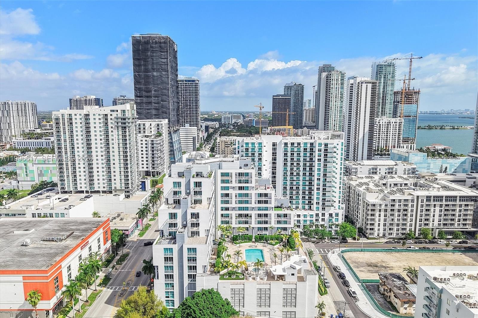 Real estate property located at 350 24th St #1007, Miami-dade, City 24 Condo, Miami, FL