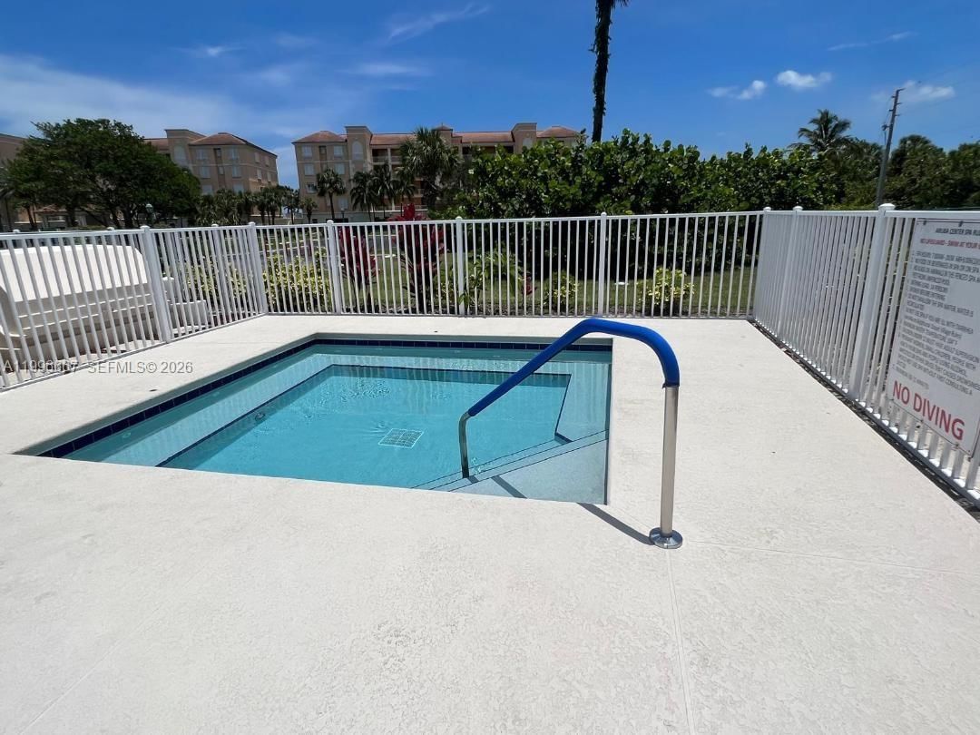 Real estate property located at 2400 Ocean Dr #5513, St Lucie, Golf Villas, Fort Pierce, FL