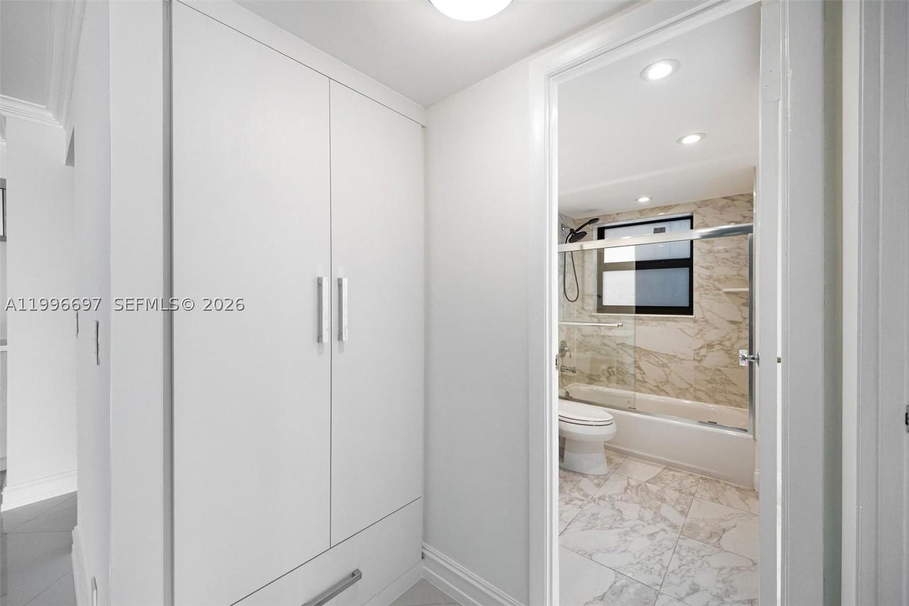 Real estate property located at 1500 Ocean Dr G10, Broward, Allington Towers North Co, Hollywood, FL