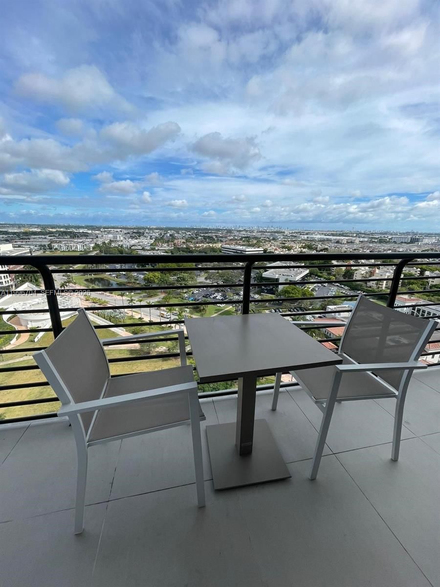 Real estate property located at 5350 84th Ave #1803, Miami-dade, 5350 Park Condo, Doral, FL