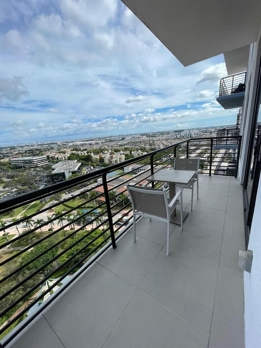 Real estate property located at 5350 84th Ave #1803, Miami-dade, 5350 Park Condo, Doral, FL
